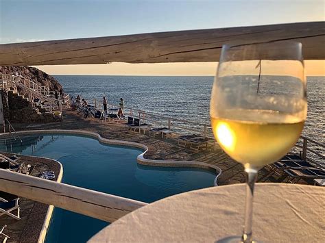 capri beach clubs